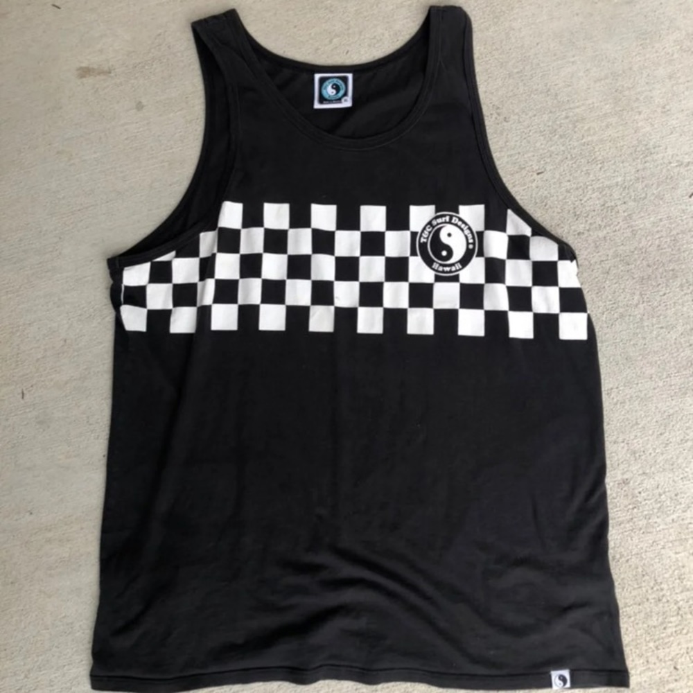 Vintage T&C surf design tank in black size XL